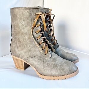 Gray faux leather fashion lace-up heel moto boots size 10